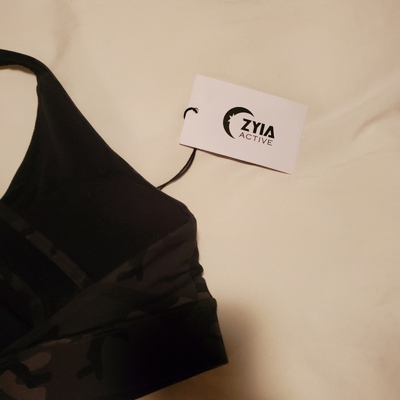 Zyia Forest Camo Adjustable Mesh Bra - Picture 11 of 11